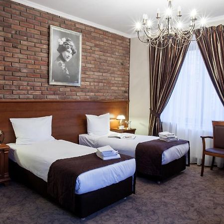 Trzy Korony Boutique Hotel&Spa Piwne Puławy Exteriör bild