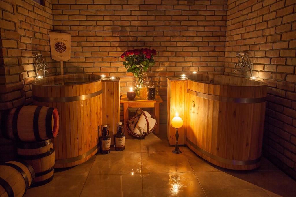 Trzy Korony Boutique Hotel&Spa Piwne Puławy Exteriör bild