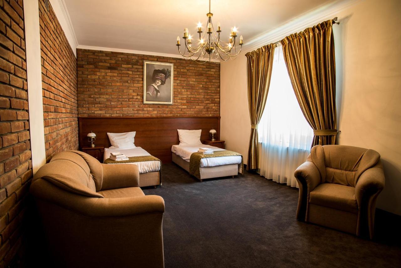 Trzy Korony Boutique Hotel&Spa Piwne Puławy Exteriör bild