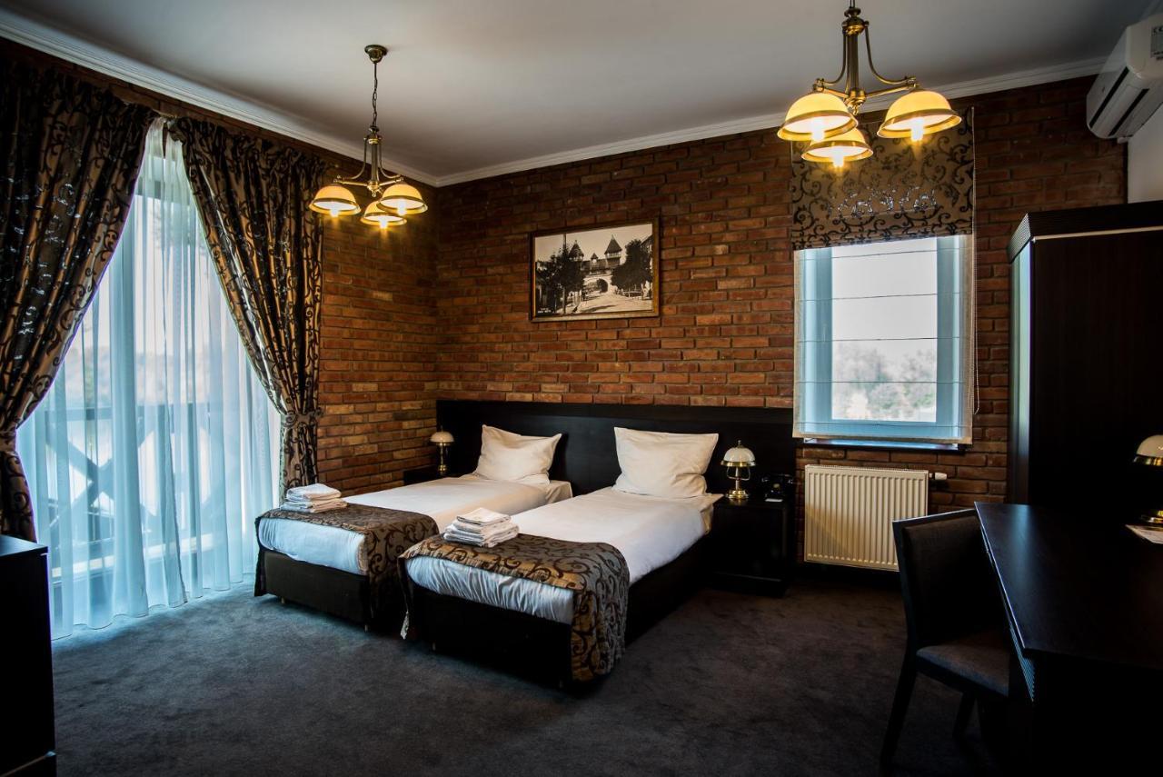 Trzy Korony Boutique Hotel&Spa Piwne Puławy Exteriör bild